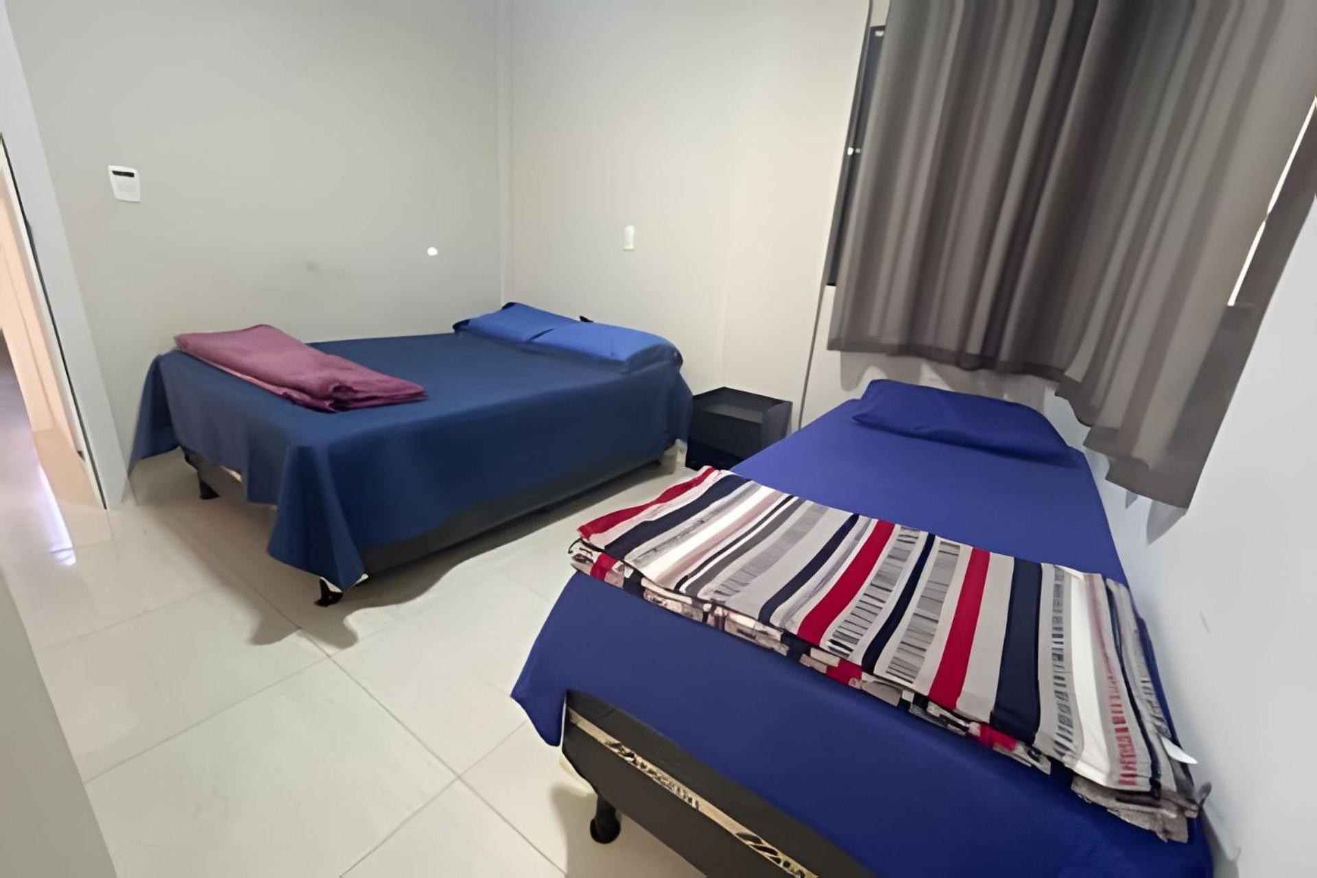 Para 10 Pessoas, 03 Quartos Ar Condicionado E Ventilador, Garagem, Atras Do Hospital Da Unimed Petrolina Extérieur photo